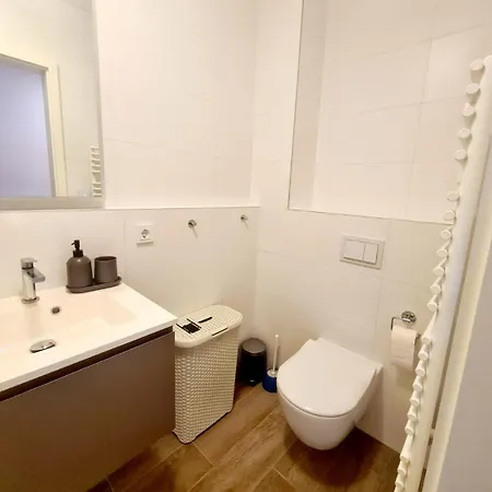 דירה Luxury 1 Bedroom Flat With Parking